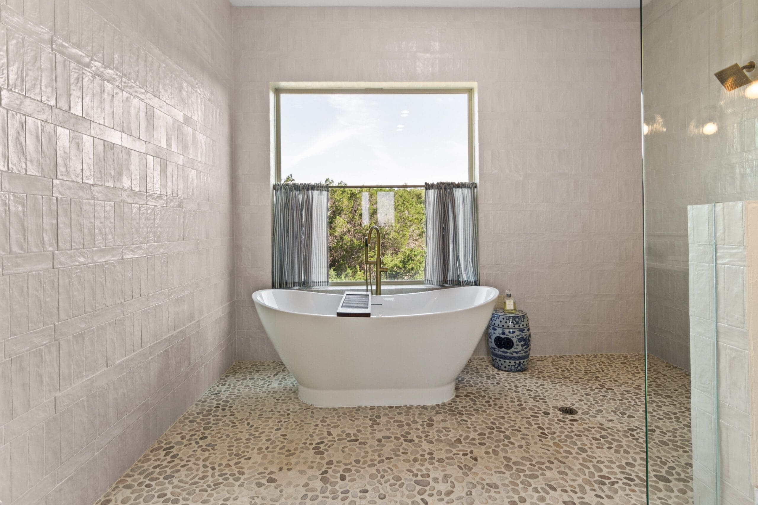 Custom casita guest house in Dripping Springs TX by Ridge Rock Builders