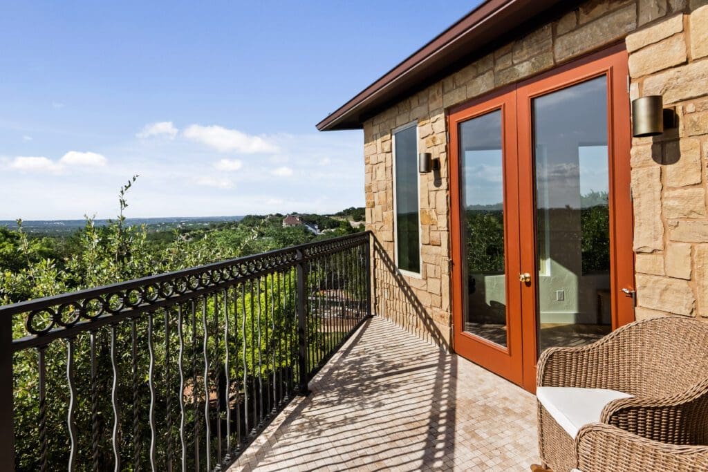 Custom casita guest house in Dripping Springs TX by Ridge Rock Builders