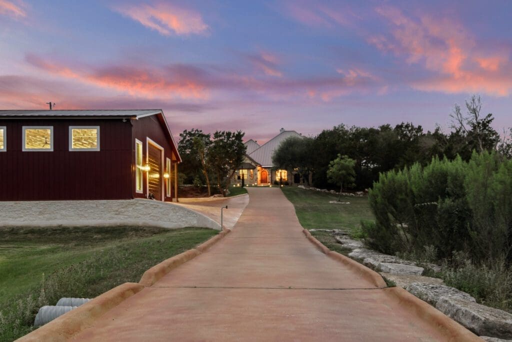 Custom barn and farm building in Texas Hill Country by Ridge Rock Builders